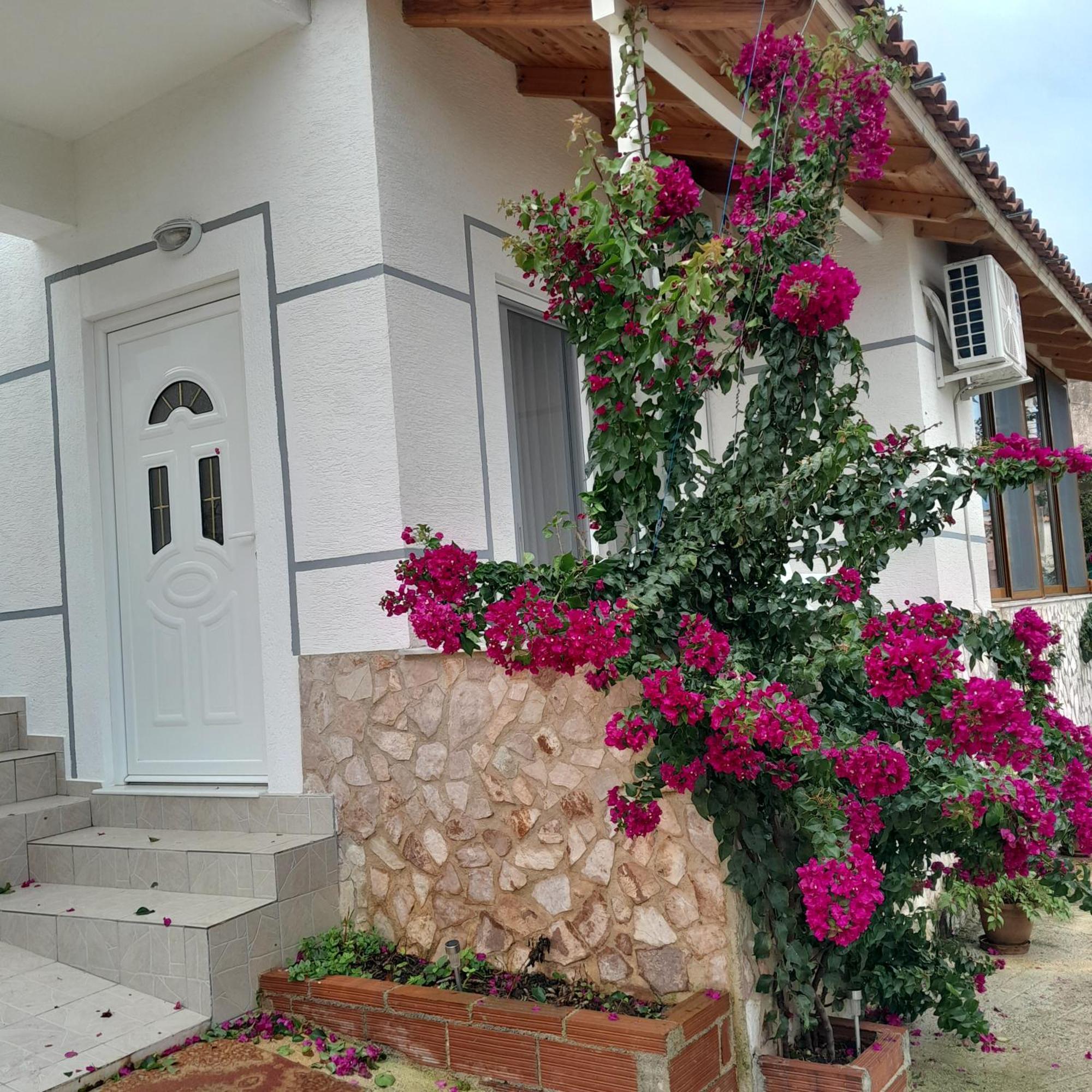 Denni'S Home Saranda Zewnętrze zdjęcie