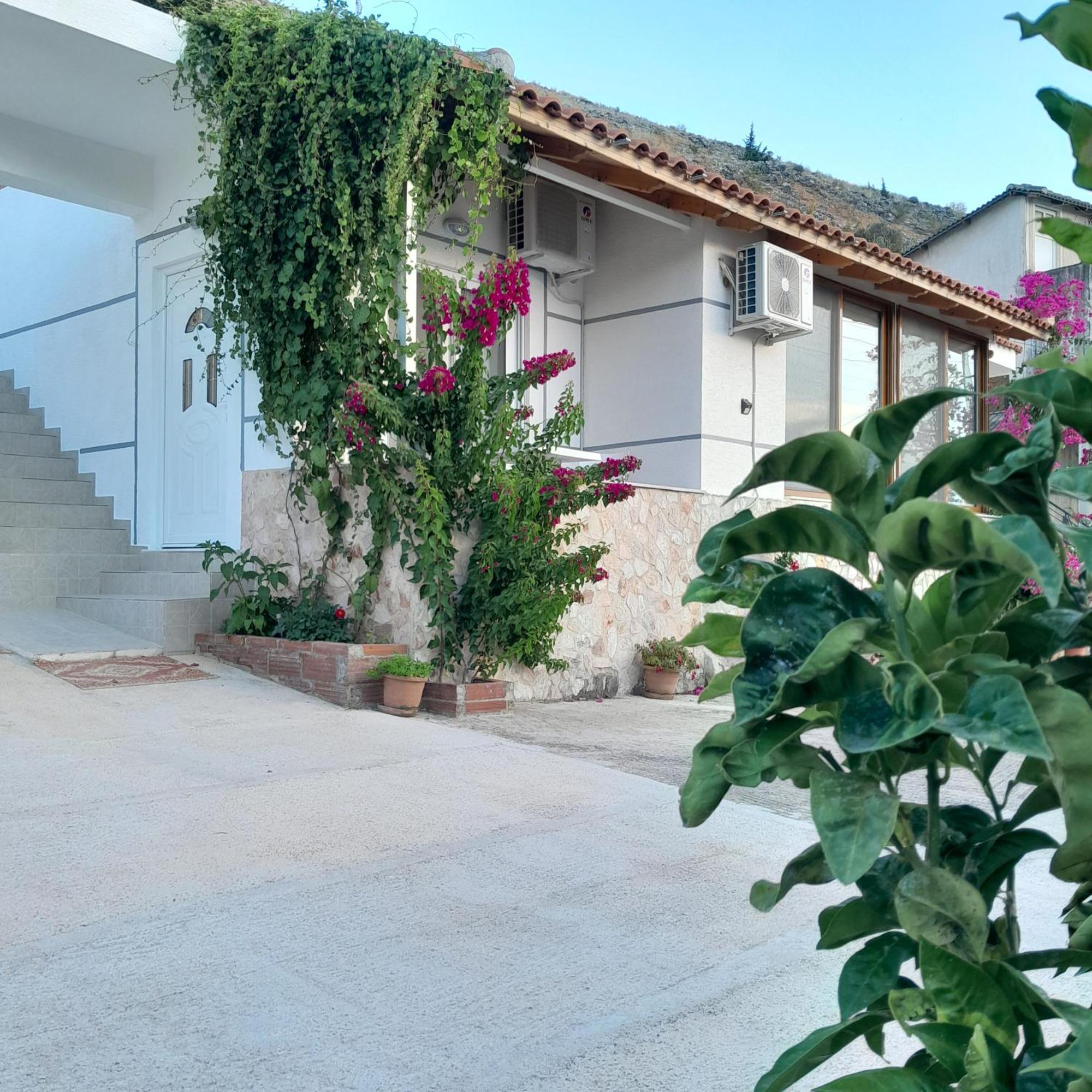 Denni'S Home Saranda Zewnętrze zdjęcie